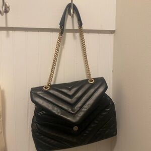 Quilted Chevron Chain-Handle Shoulder Bag - Black